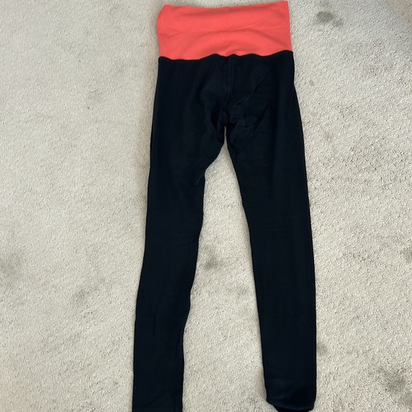 Popular basics leggings - Picture 3 of 3